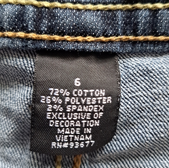 a.n.a (A New Approach) Denim Shorts, sz 6 - Picture 2 of 3